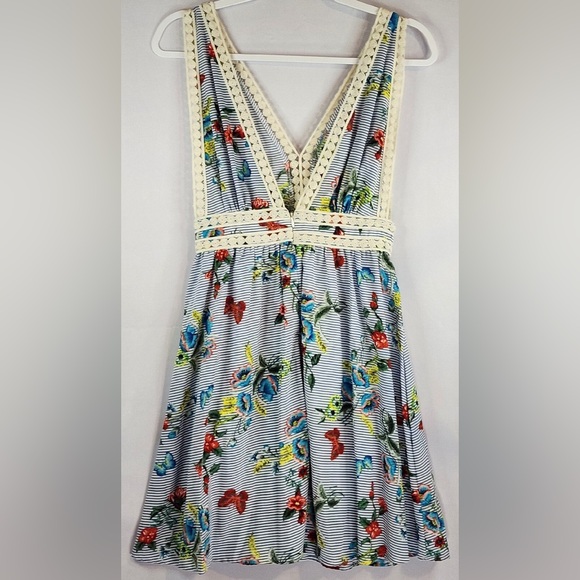 Hummingbird Women’s Sleeveless Mini Dress Size Small Embroidered Zip up - Picture 2 of 9